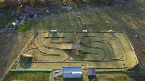 9e9488b8-7780-42f3-a6a3-86b8702fa910