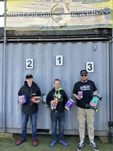 Easter-Podium-4WD-2