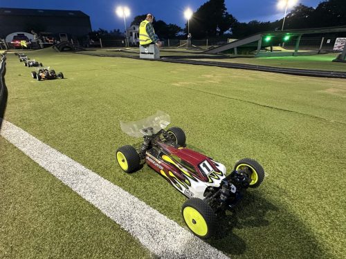 4WD-Grid-Floodlight-Friday-2